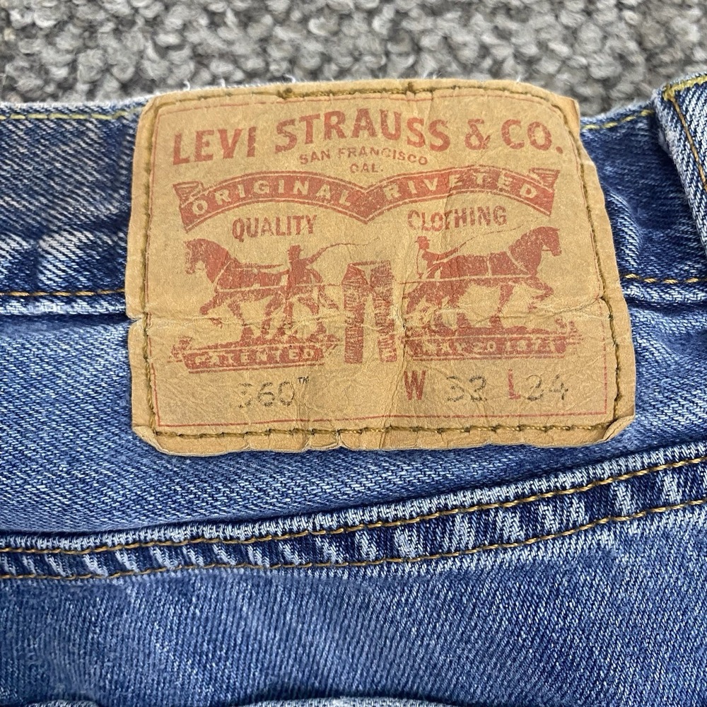 VTG Levis 560 Jeans‎ Mens 32x34 Blue Comfort Fit Tapered Leg distressed - Picture 15 of 16